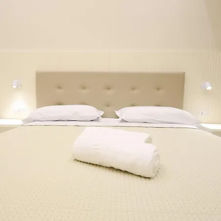 Nazzari ゲストハウス トロペーア