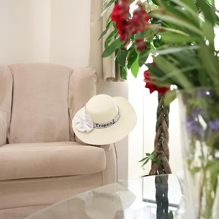 Nazzari 3* トロペーア