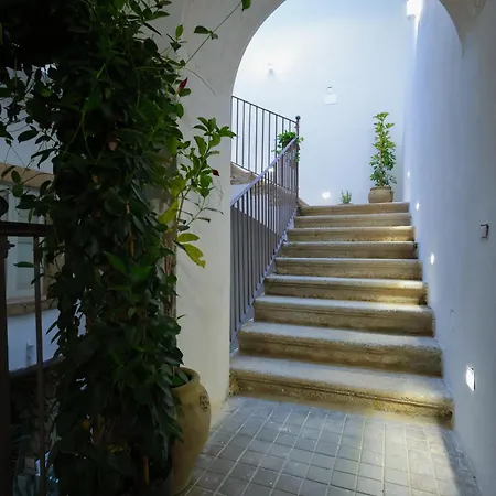 ゲストハウス Nazzari