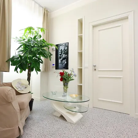 Nazzari ゲストハウス トロペーア