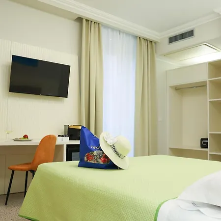 Nazzari ゲストハウス トロペーア