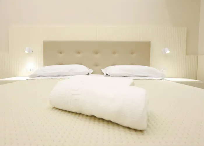 Nazzari 4* טרופאה