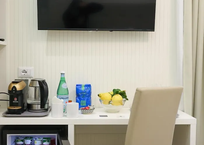 Nazzari 3* 特罗佩阿