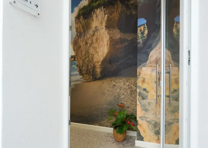 Nazzari 招待所 特罗佩阿