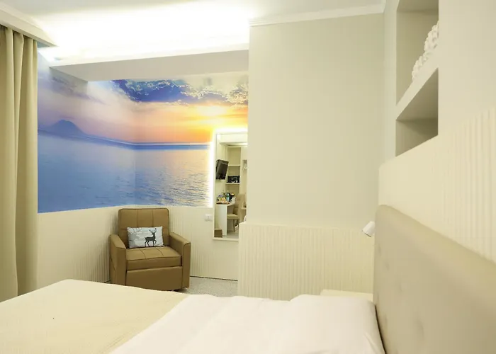 Nazzari 特罗佩阿